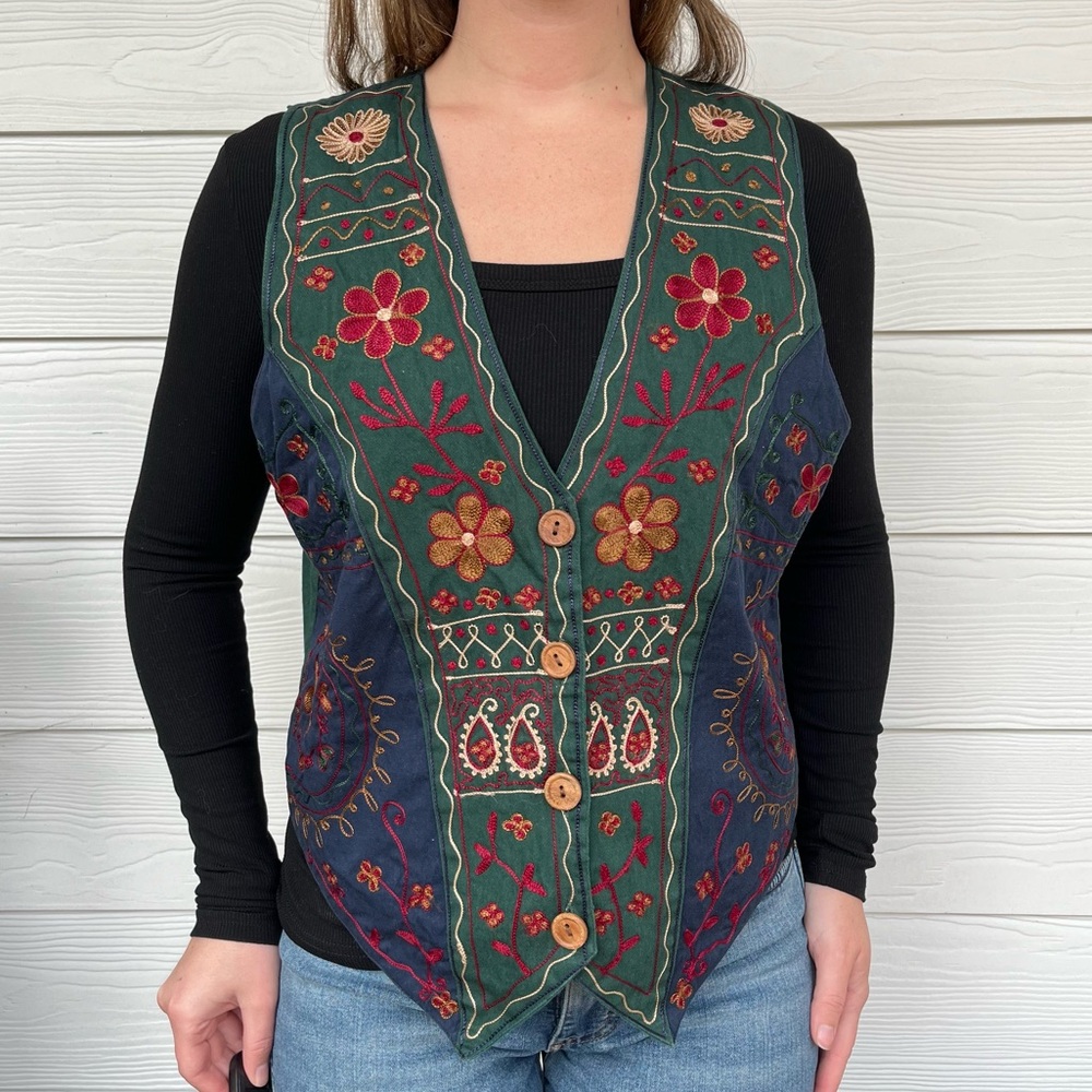 Vintage Solutions Embroidered Floral Vest - Picture 4 of 6
